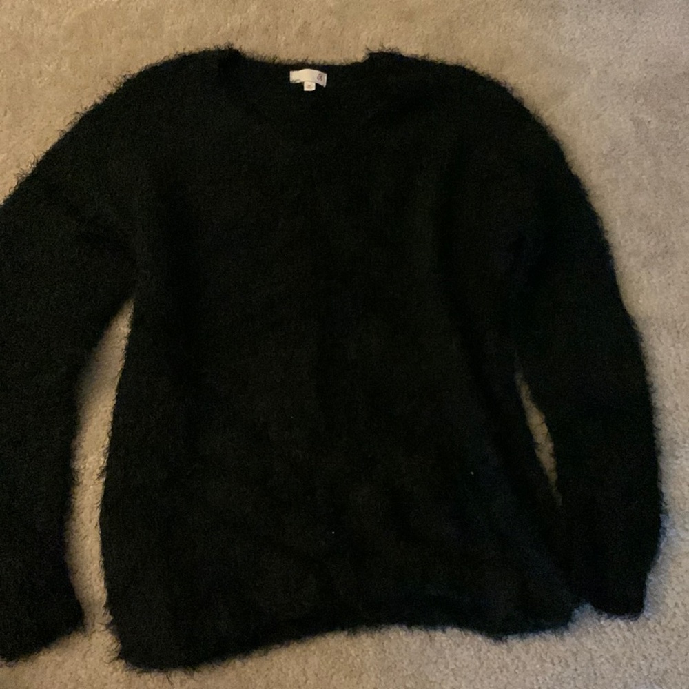 black fuzzy v neck sweater